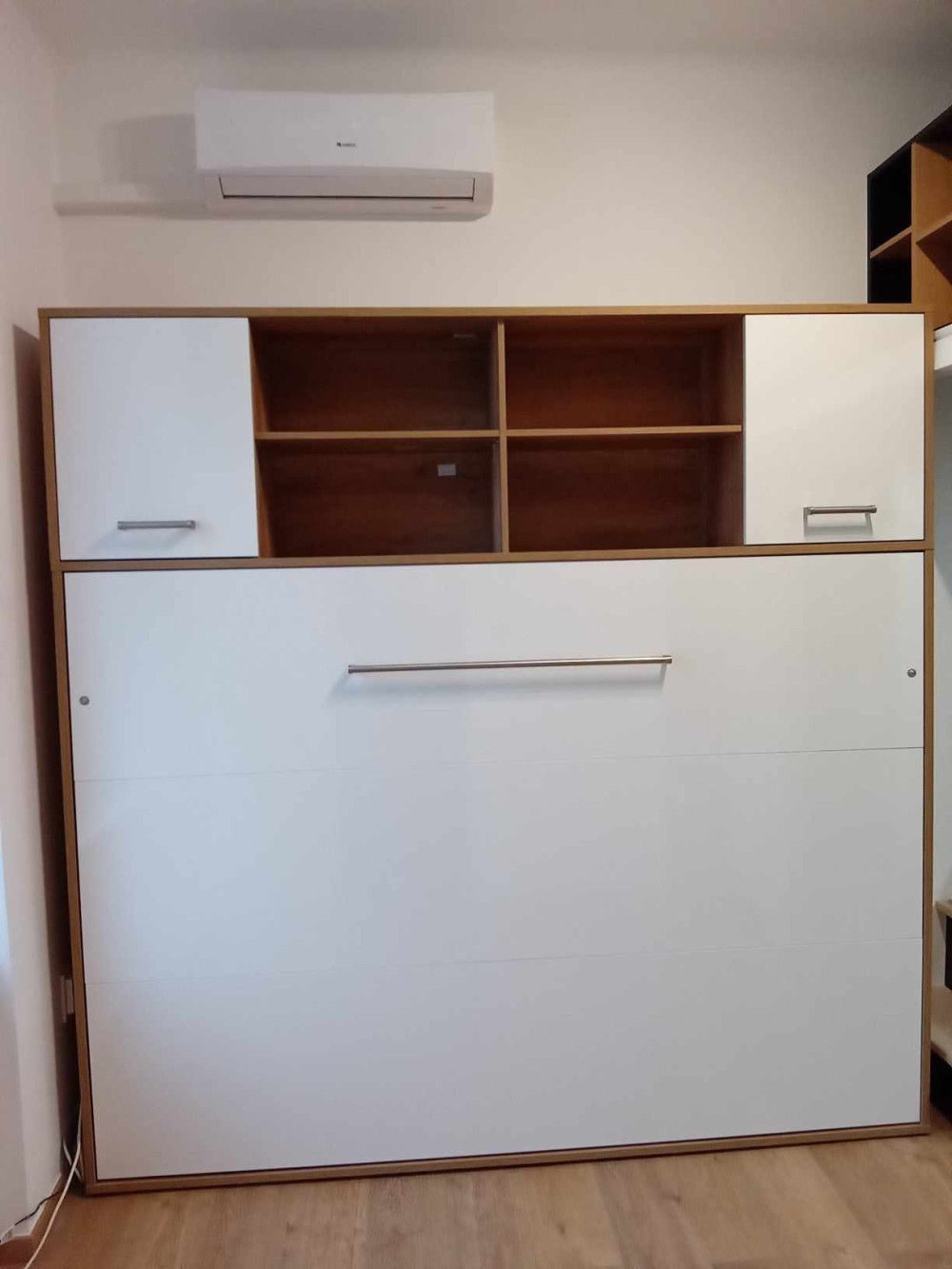 Vízszintes szekrényágy magasítóval, 140 cm, Invent 
